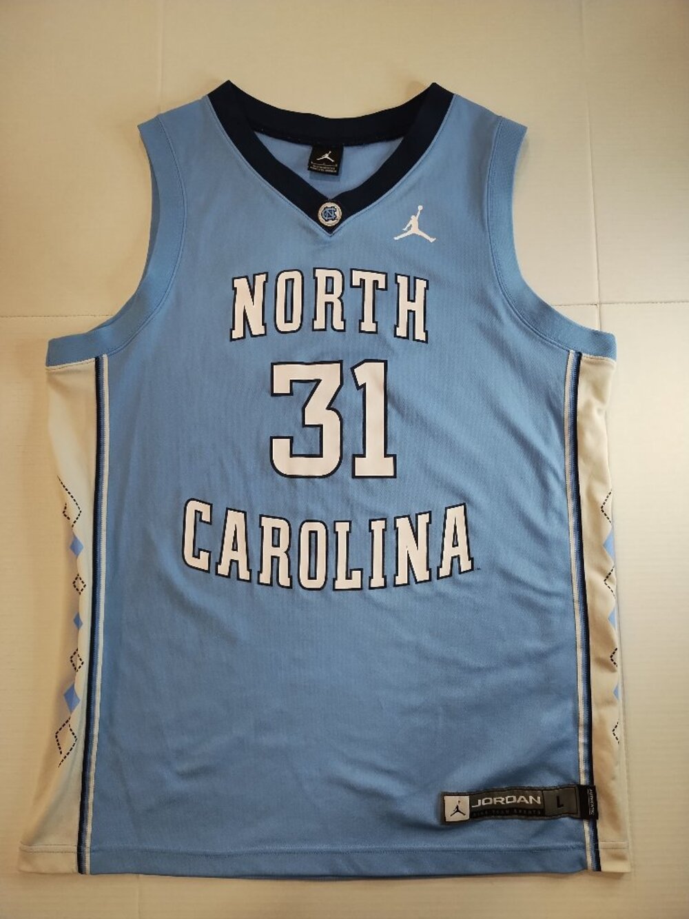 North Carolina #31 Tar Heels Men's Size Large Blue Basketball Jersey